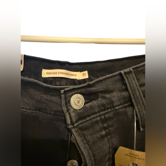 Levi's Women's Ribcage Straight Ankle Jeans - 31 NWT - Picture 9 of 9